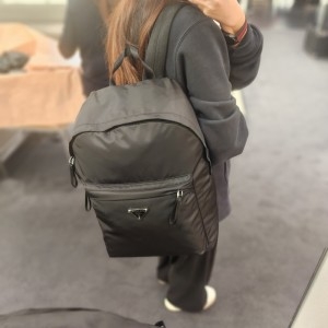 프라다 남녀공용 테스토 백팩 블랙 2VZ034