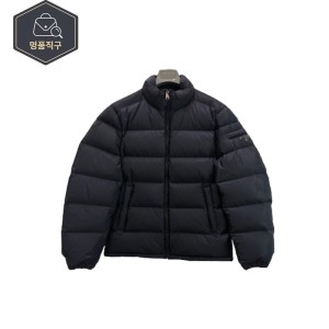 프라다 삼각로고 남성 구스 패딩 블랙_SGY091