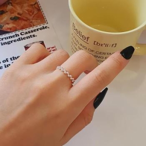 셀러허브  여자 지그재그 패션 실버 미니멀리즘 모양 반지 S10414497