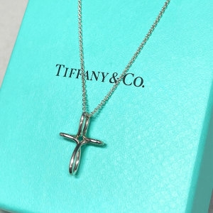 퍼스트어패럴 티파니 앤코 인피니티 십자가 목걸이 실버