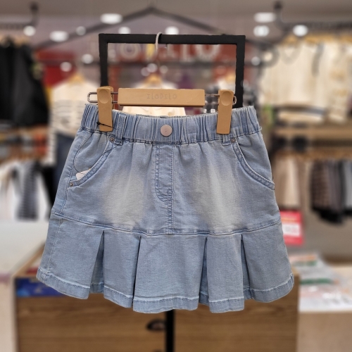 일로딜로 모던 플리츠 데님 스커트 IDWH24350 라이트블루 160