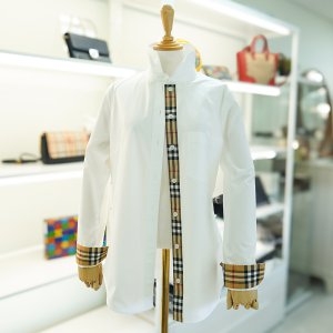 버버리 여자 긴팔 셔츠 80678131 화이트 면 체크 포인트 럭셔리