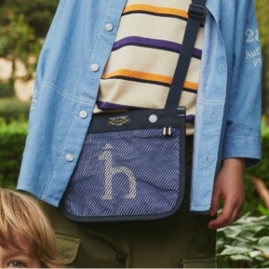 헤지스 키즈 ACC 빅로고 메쉬 미니 크로스백 HSM62UB01M_NV