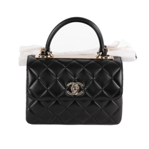 샤넬 트렌디CC 탑핸들 블랙 뉴미니 플랩백_AS4654