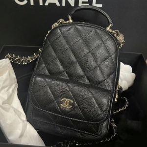 샤넬 24 크루즈 캐비어 탑핸들 미니 백팩 4WAY AP3753