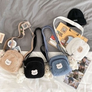 오너클랜 곰돌이 뽀글이 캐주얼 크로스백 미니 소형 보조가방 WC5FFE2