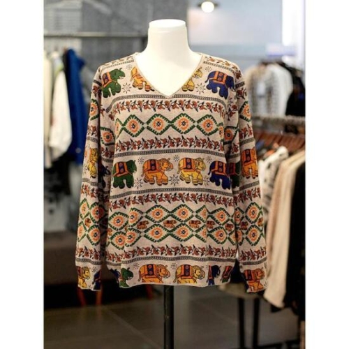 르니앤맥코이 세이브존03 프린트 니트티 MK11KN409FJY-1