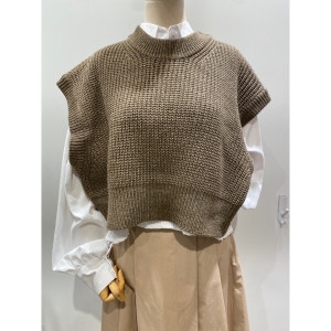 트위 덤보오버핏크롭라운드넥니트베스트 TKIBFVT001