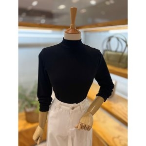 레코브 골지 반목 폴라티셔츠 LC41D3LT008A