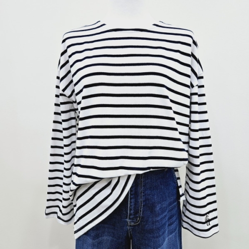 포커스 루즈핏자수단가라티셔츠 FS4A7TS4011NY