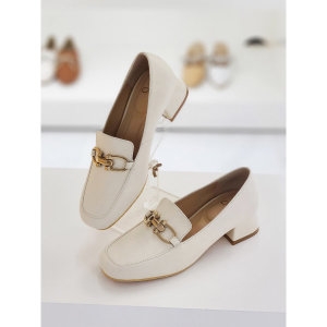 머랭고 소가죽 온무드 미들힐 펌프스 3cm m23s08l