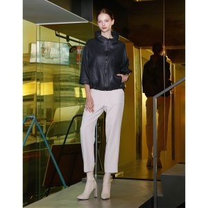 손정완 반후드 시보리 양가죽 점퍼 ZTJ4141040