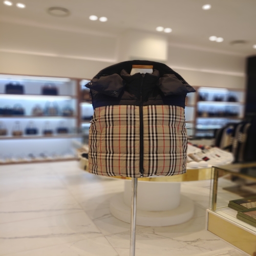 버버리 여성 럭셔리엘 리버시블 구스 패딩조끼 80726861