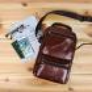 디비케이 DKES_9658L 오일지가죽 크로스백 브라운