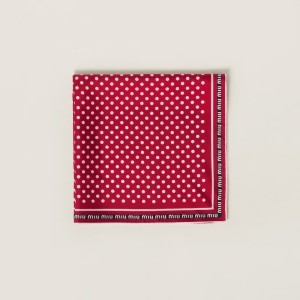 미우미우 스카프 프린트 트윌 레드 5FF004 2F7Y F0927