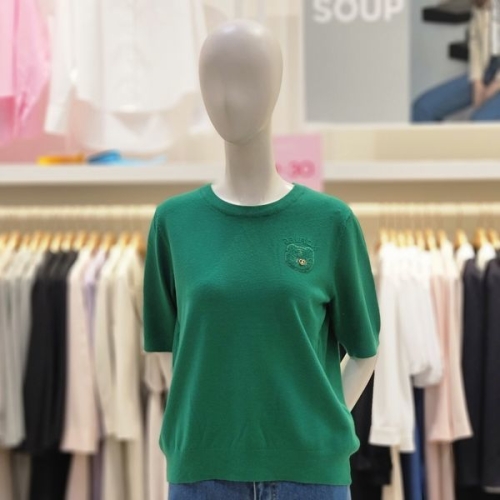 스위트숲 하트 자수 포인트 라운드넥 니트 OA3SKT1