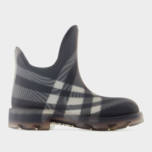 버버리 로우 러버 앵클부츠 8083382 BLACK IP CHK