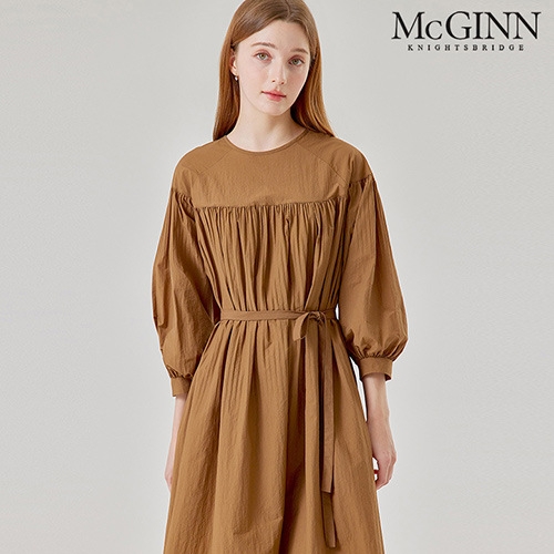 매긴 요크 플리츠 원피스_MI3F1OP3000