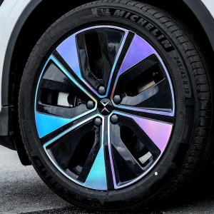 볼보  폴스타2 19인치 휠 스티커 홀로그램 카본 튜닝