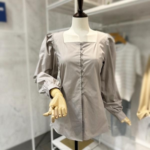 페이지플린 스퀘어넥 퍼프 무지 셔츠 F4ABL021A