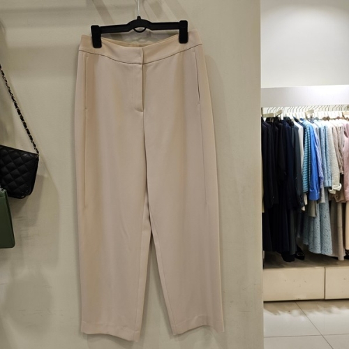 더아이잗 뉴욕 2024 여름최신상 트윌지뒤쪽밴딩베기팬츠,IP5A0SL351