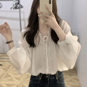 오노마 ONM 스트링 넥 셔링 긴팔 블라우스 여유핏 20대룩 하객룩 11101499A