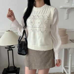 오노마 여성 펀칭 쉬폰 니트 블라우스 프릴 디테일 20대 여친룩