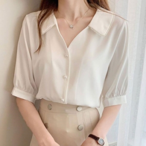 사틴 오노마 ONM 진주 버튼 카라 쉬폰 블라우스 브이넥 데이트룩 10525993A