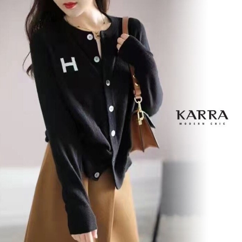 KARRA 라이브쇼핑 알파벳슬리브사선배색라인가디건 A3F0341 트렌디한 쇼핑리더