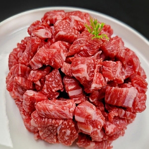 더싱싱  1등급 한우 국거리 900g