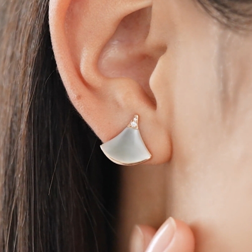 불가리  디바스드림 귀걸이 18K 352600