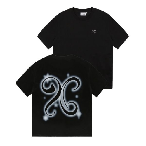 엑스톤즈 XTT074 로고 스프레이 프린트 반팔 티셔츠 화이트 반팔티 라운드넥반팔티 풀오버니트 남성