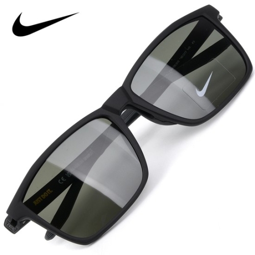 나이키 아시안핏 명품 뿔테 선글라스 CW4725-010