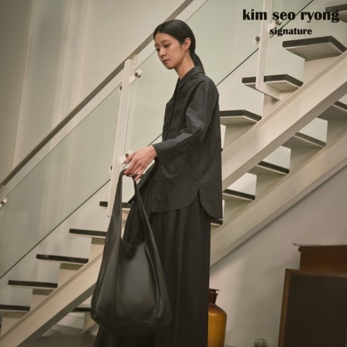 로보 김서룡 시그니처 이태리 램스킨 빅토트백