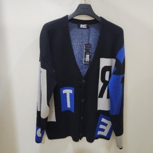 엠할리데이 17977381- 동백01빅레터가디건빅레터그래픽가디건MP5SU503-076