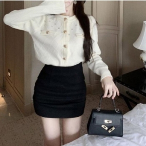 오노마 ONM 메이비굿 러블리노카라 니트가디건 의류 하트버튼 11870450