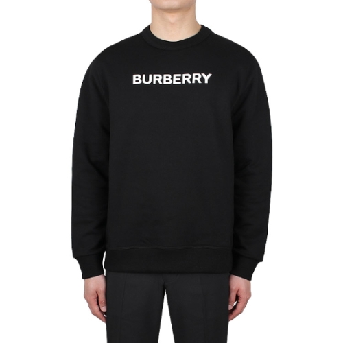 버버리 로고 프린트 코튼 맨투맨 8055312