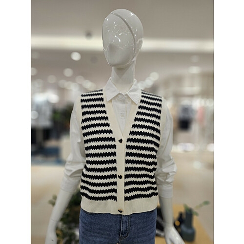 포커스 하트단추 니트조끼 FF4H7VT00174