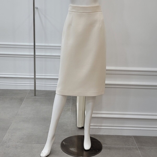 미니멈 패플 베이지 H라인 스커트 MYDGWS9990BK