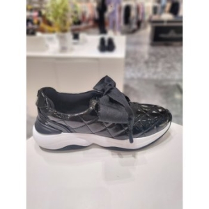 슈콤마보니 Quiltting sneakers black DG4DA23520BLK