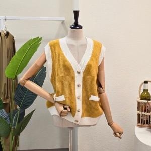 포커스 컬러 배색 니트 베스트 FF4H7VT00497