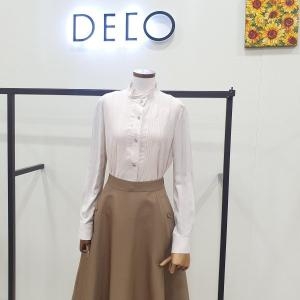 DECO 다올 알리 차이나넥 블라우스P4F41WBL020