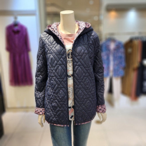 조순희 캐쥬얼하고 가벼운 후드 패딩 점퍼 FMWL424 NA 39482_FMWL424-001NA