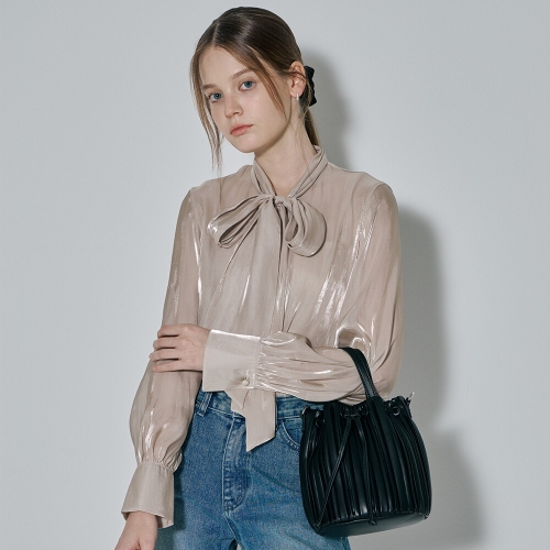 탈리 로우 플리츠 아일렛 토트백 블랙 TM8CCT002BLKF