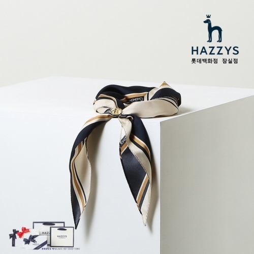 헤지스 네이비 헤리아토 삼각링 실크 스카프 HISC5E630N2