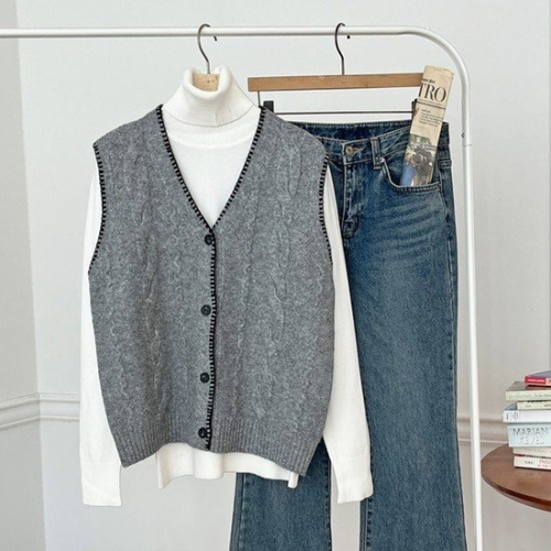 샵앤 여성 Y 단추 배색 인터록 레이어드 니트 조끼 BONG-WVS-3950-연베이지