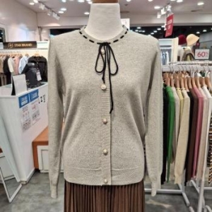 클리지 HC19 스티지 목선 진주 니트 CO7WKT18 S21286403