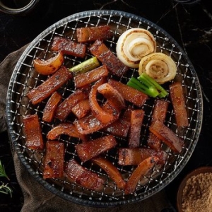 신우식품  참맛나 불향 가득한 매콤 돼지 껍데기 250g