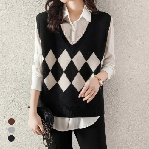 KARRA 카라 다이아체커보드베스트_A4F0789