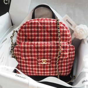 샤넬 한정판 코코네쥬 트위드 백팩 제니 레드 AS5053